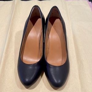 Nine West Jazzin Almond Toe Shoe